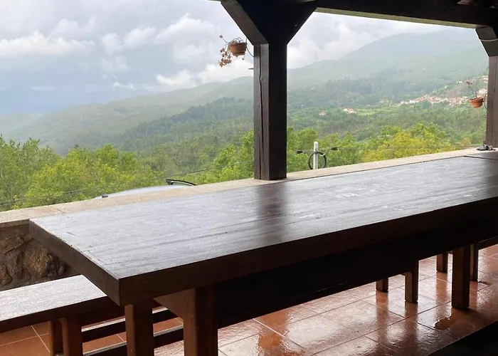 Casa Do Capucho - Soajo, Geres סואז'ו